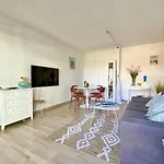Beautiful Flat With Terrace Near Croisette Appartement Cannes